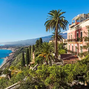 https://hotel-villa-schuler.taorminaitalyhotels.com